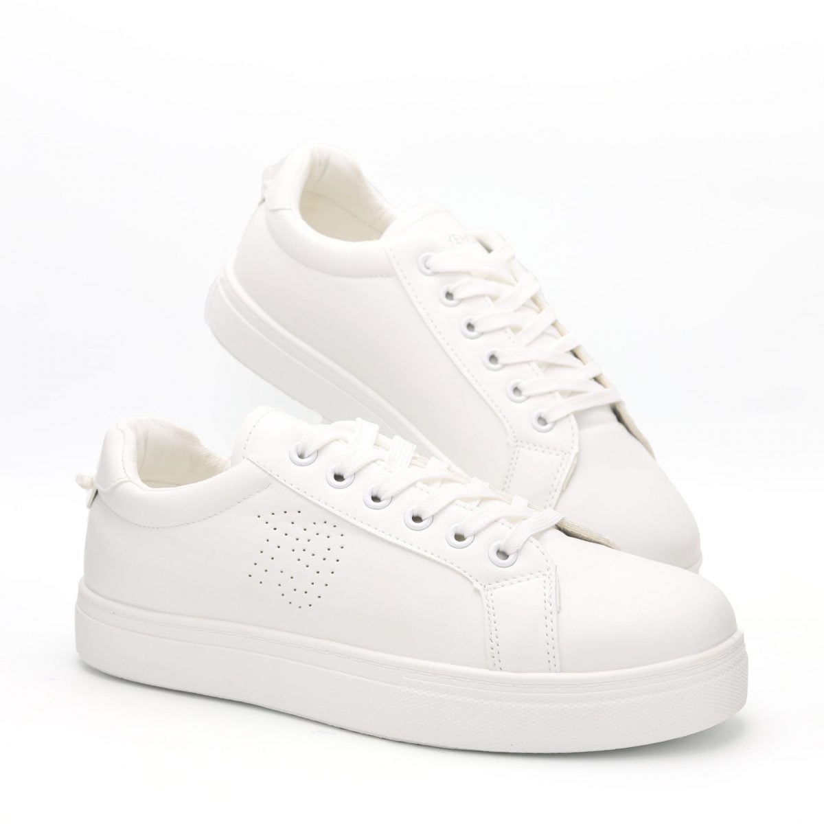 1677510048 white20sneakers20shoes11732 scaled