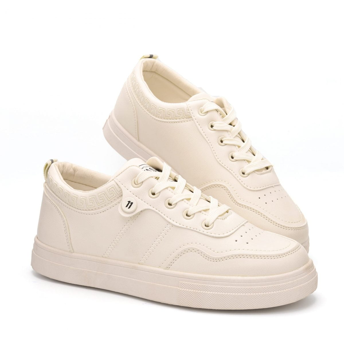 1677510153 white20sneakers20shoes11744 scaled