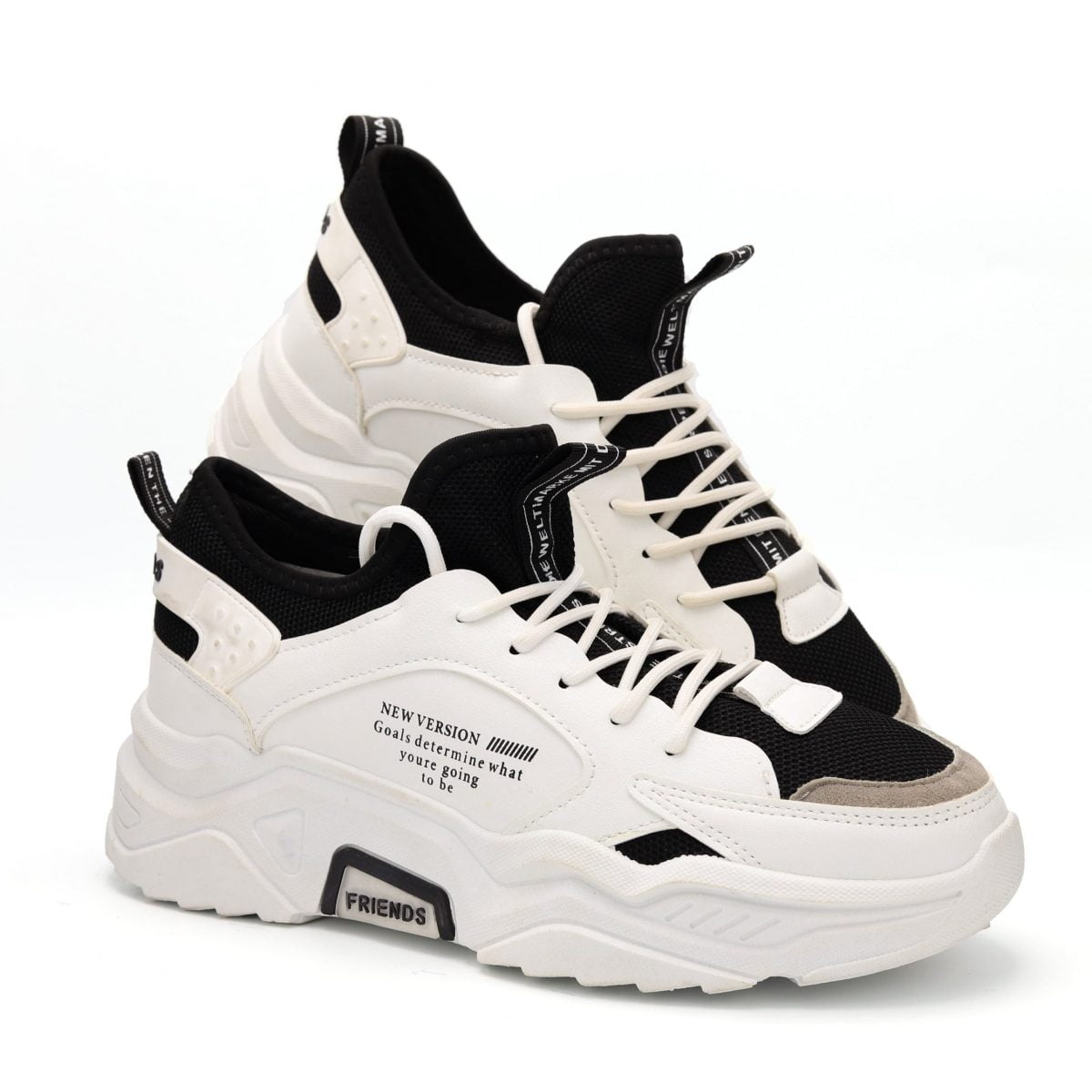 1677509642 white20sneakers20shoes11693 scaled