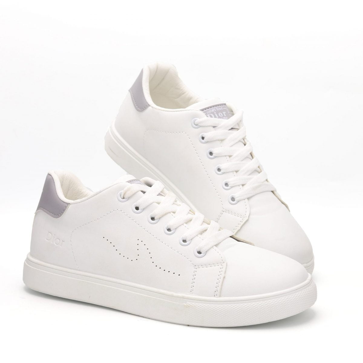 1677509872 white20sneakers20shoes11711 scaled