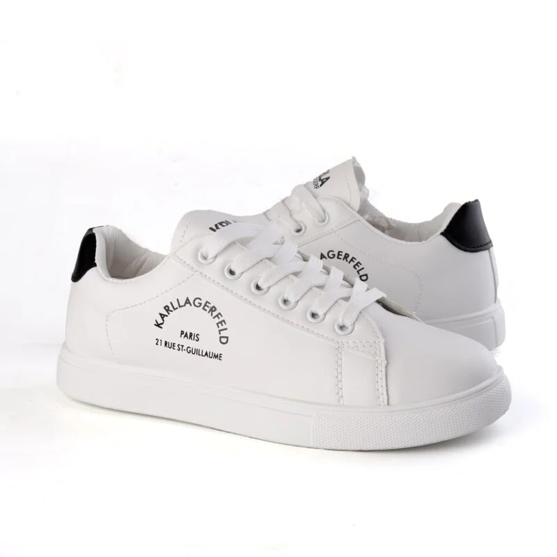 كوتش رجالي مستورد ابيض : النقاء والأناقة في حذاء يومي متطور