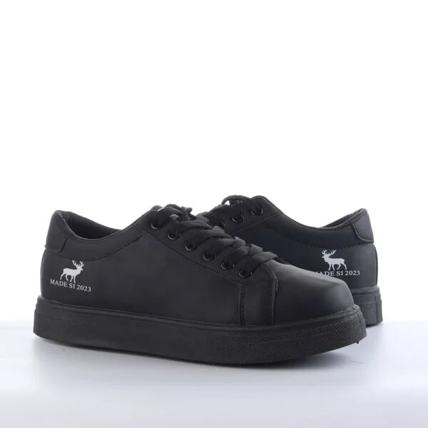 كوتش رجالي مستورد اسود : الأناقة والراحة في حذاء يومي متطور