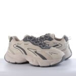 كوتش رجالي مستورد بيج : الأناقة والراحة في حذاء عصري