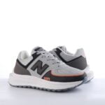 كوتش نيوبلانس كاجوال: الراحة والأناقة في حذاء واحد