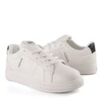 سنيكرز رجالي ابيض