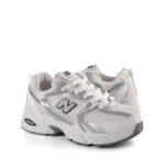 كوتشي حريمي ابيض